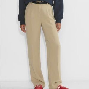 NWT Aritzia - Wilfred Effortless Pant Crepette -Tan Khaki